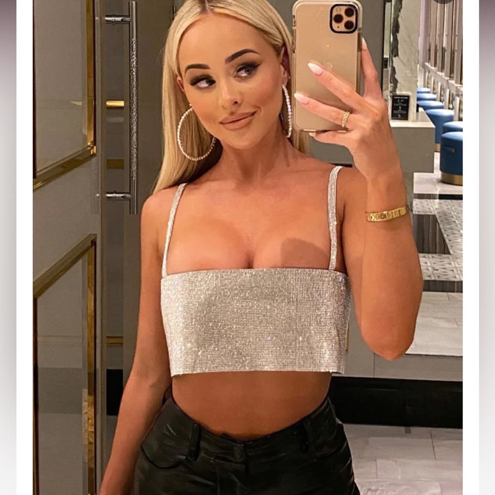 WHITE FOX BOUTIQUE silver top size M/L